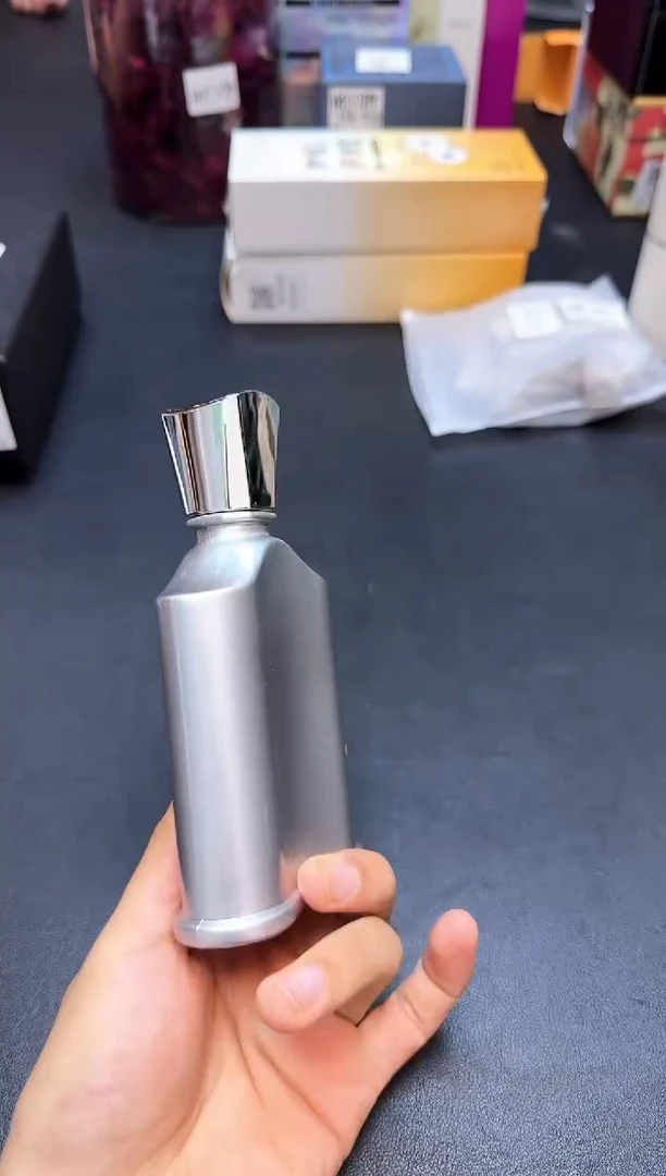 瓷片全新正品一件不留@@WE1960
