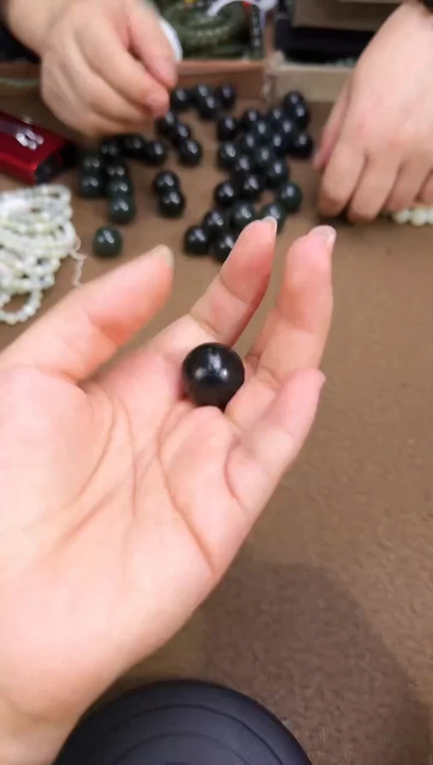 吊坠(不含链)未镶嵌和田玉单珠