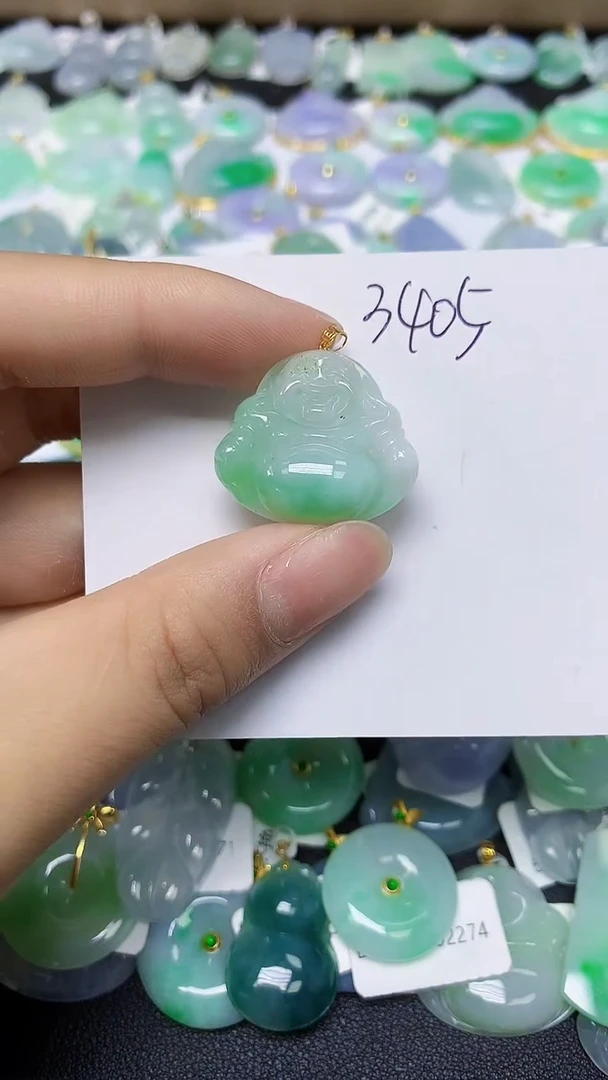 翡翠未镶嵌颈饰天然缅甸翡翠A货