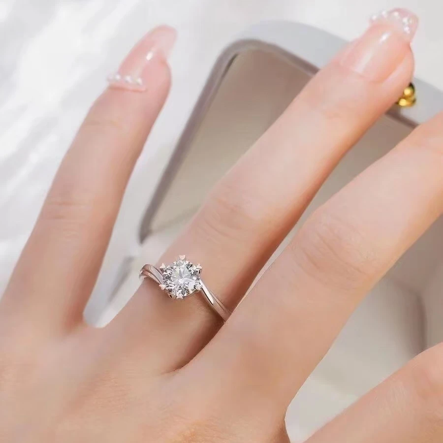 【NFMY】光面扭臂雪花0.3ct闭口女戒