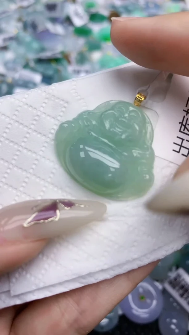 翡翠挂件18K金镶嵌   天然翡翠A货