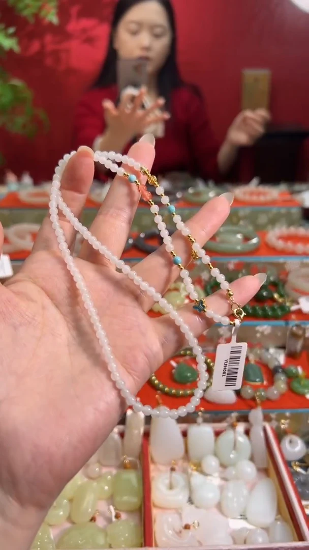 颈饰未镶嵌和田玉某****7白玉设计款万能珠链