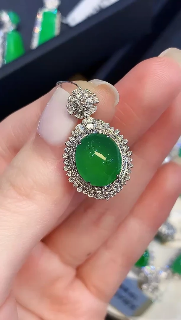 吊坠(不含链)18K金镶嵌翡翠ZJ