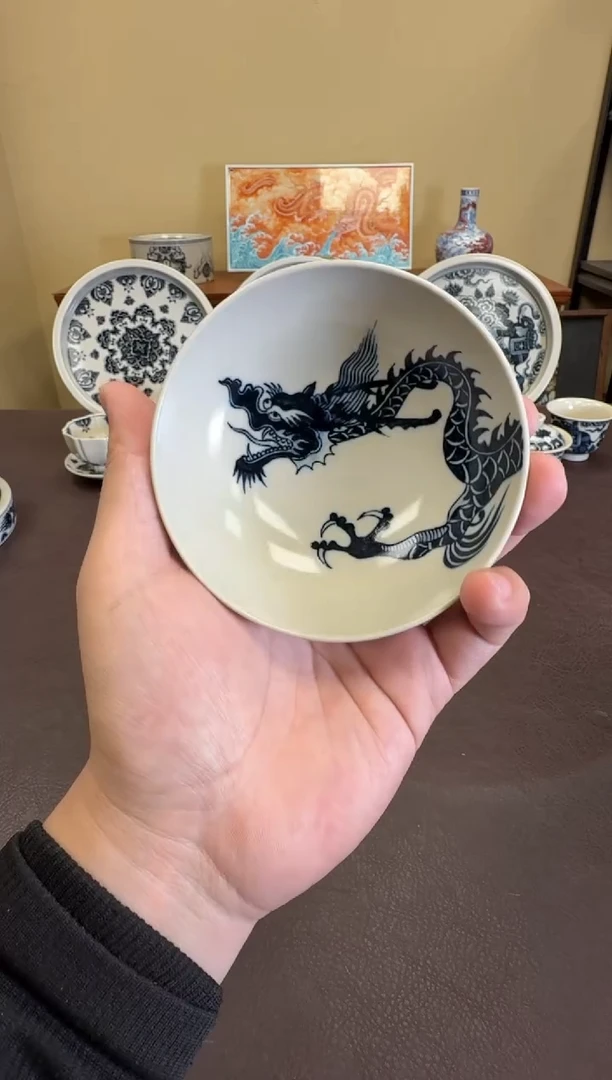 二号釉过肩龙普洱杯