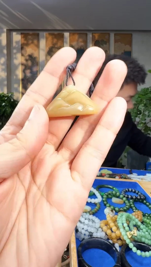 未镶嵌和田玉挂件拍一发一