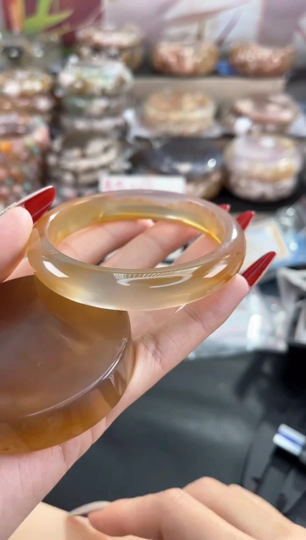 未镶嵌手镯石英质玉58