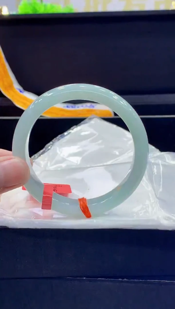 未镶嵌手镯翡翠翡翠手镯