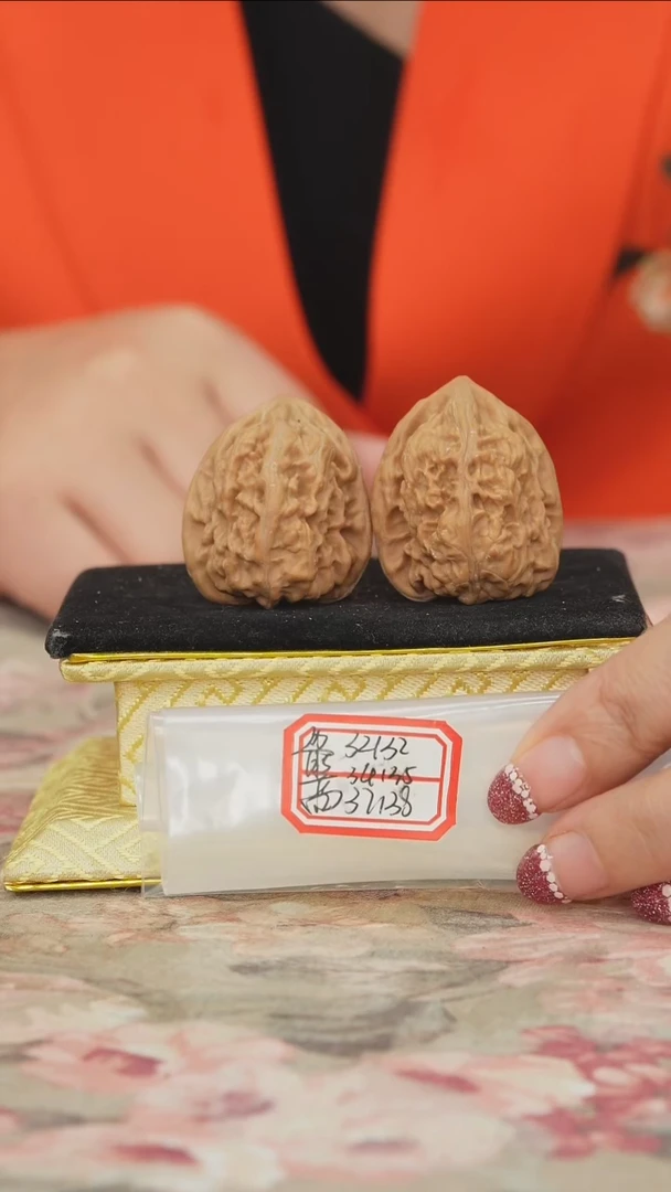 把件文玩核桃马蹄