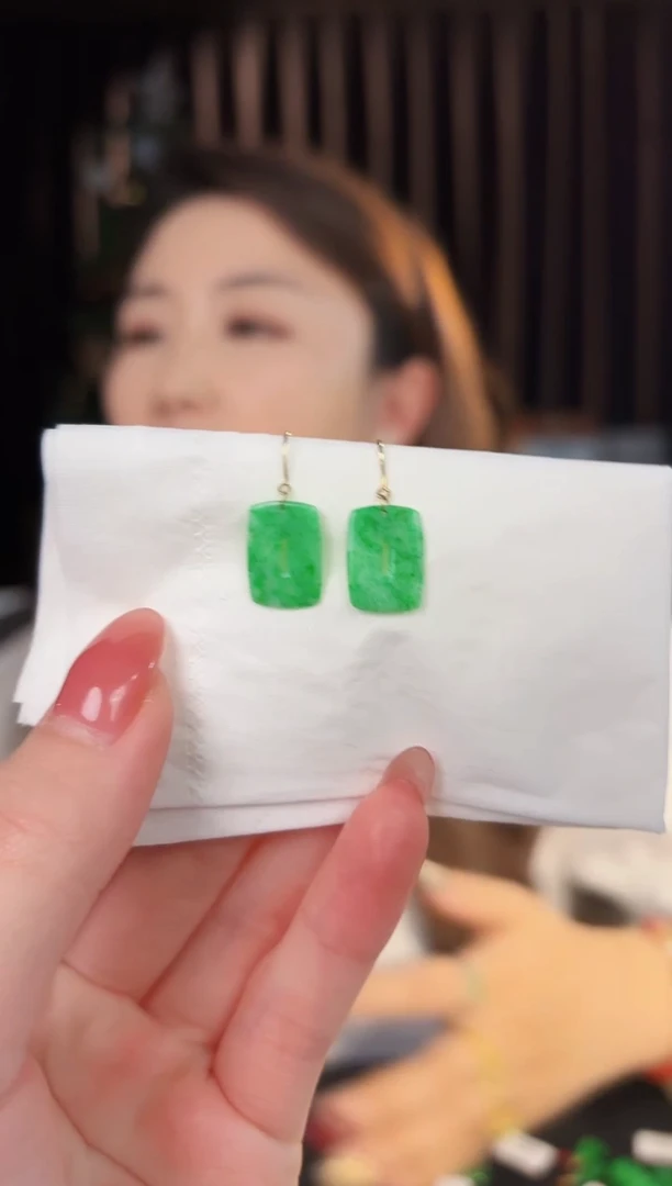 【闪购商品】翡翠耳饰18K金镶嵌 缅料A货/支持复检/一件