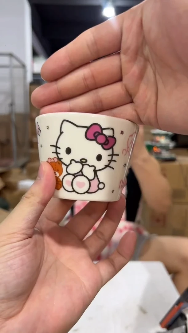 瓷片白色kt猫酸奶杯