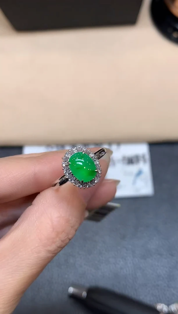 18K金镶嵌戒指翡翠【48小时鉴赏期】蛋面【无服务费