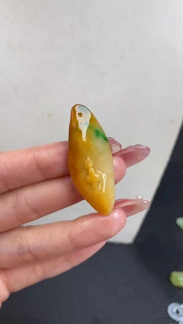 未镶嵌定制翡翠翡翠毛货~