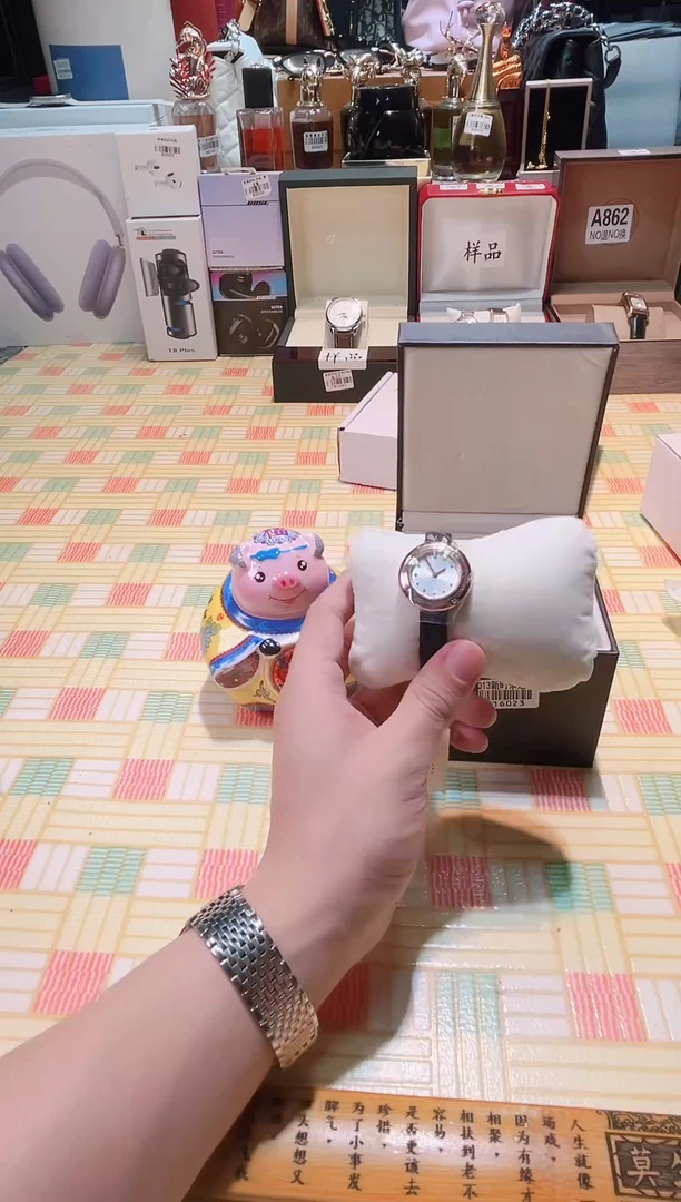 瓷片瓷器 库房到期 全部地板价@@1