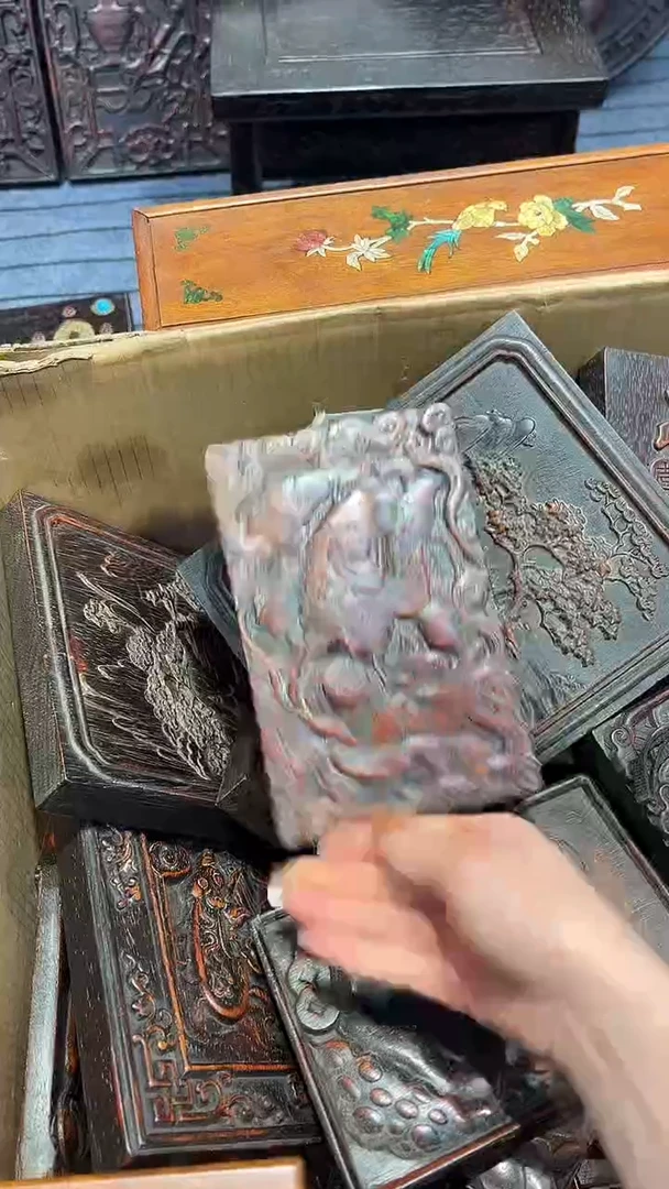 木紫檀雕刻一物一拍
