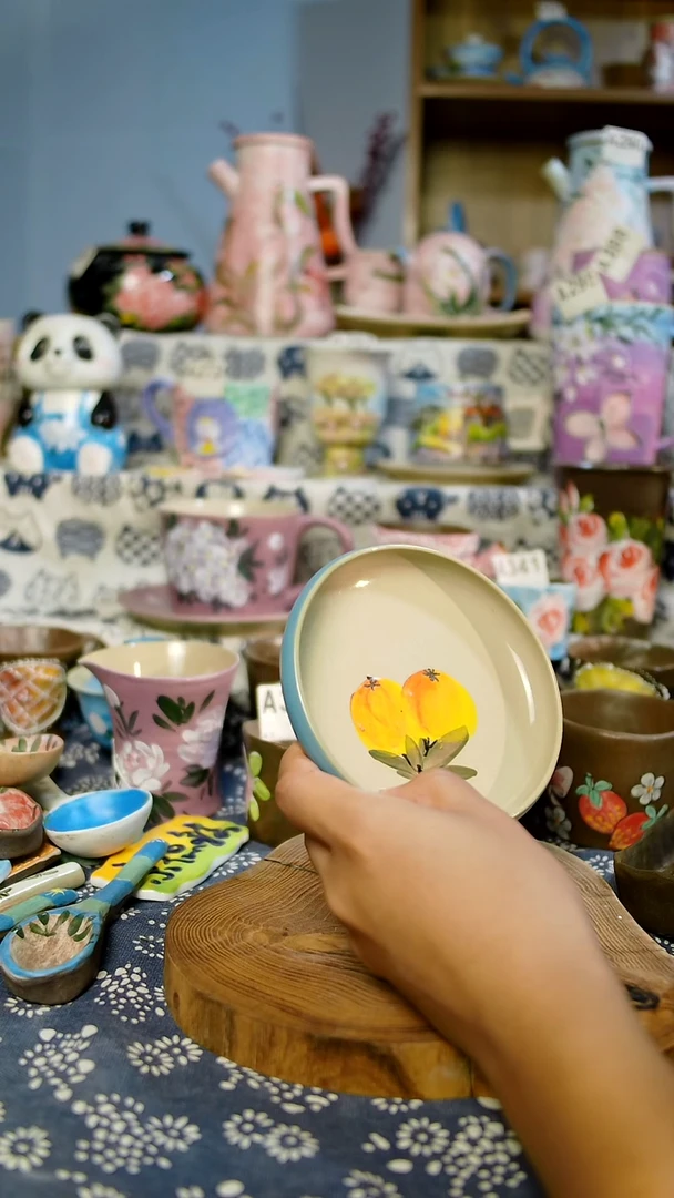 瓷片设计师款手绘釉下五彩陶瓷