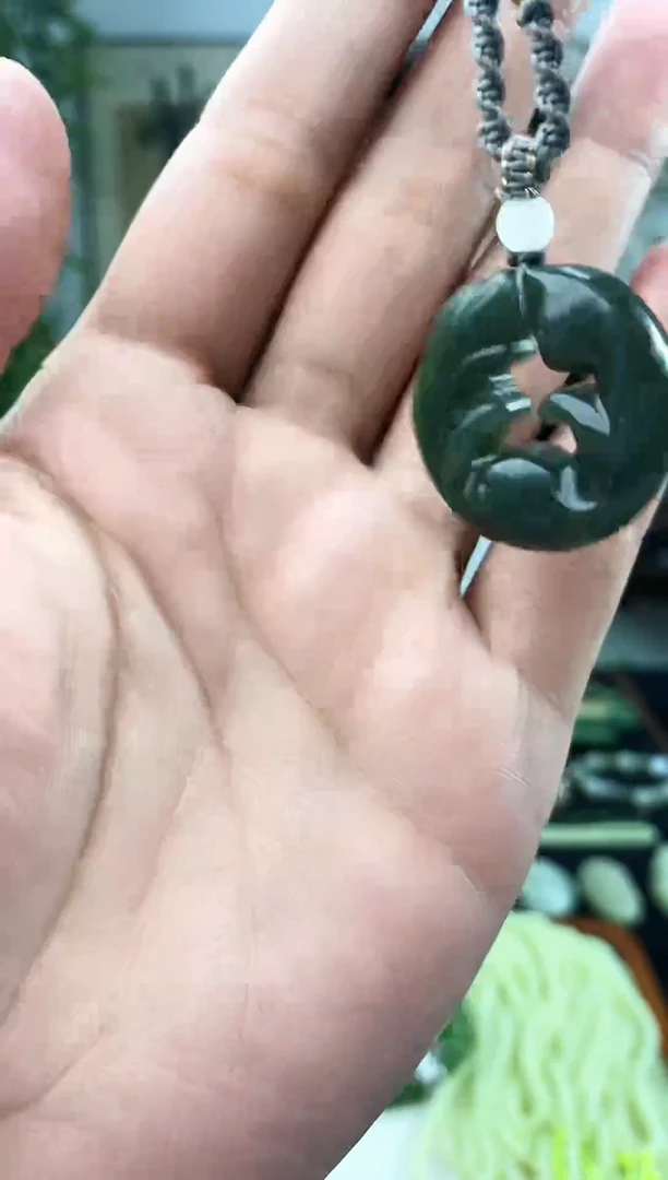 和田玉未镶嵌颈饰1