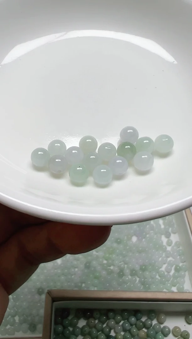 散珠翡翠琴**画纯天然缅甸A货翡翠卡5.8，12颗