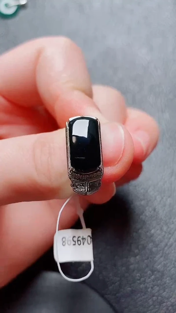 翡翠戒指银S925镶嵌翡翠