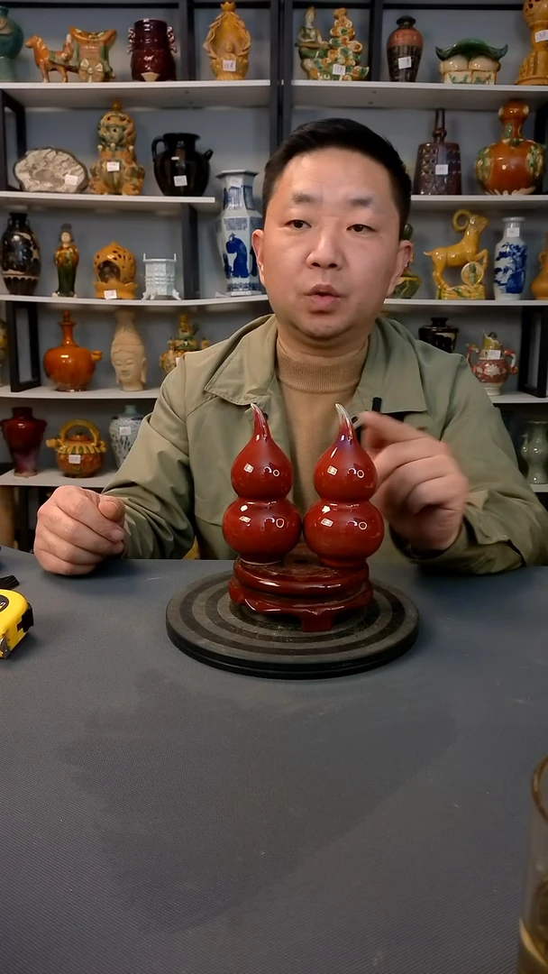 摆件复古风格瓷器一对