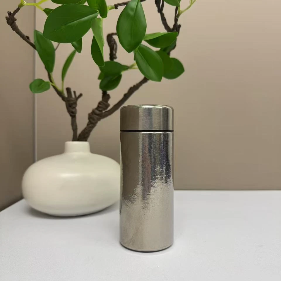 200ml 纯钛防滑底口袋保温杯家用便携