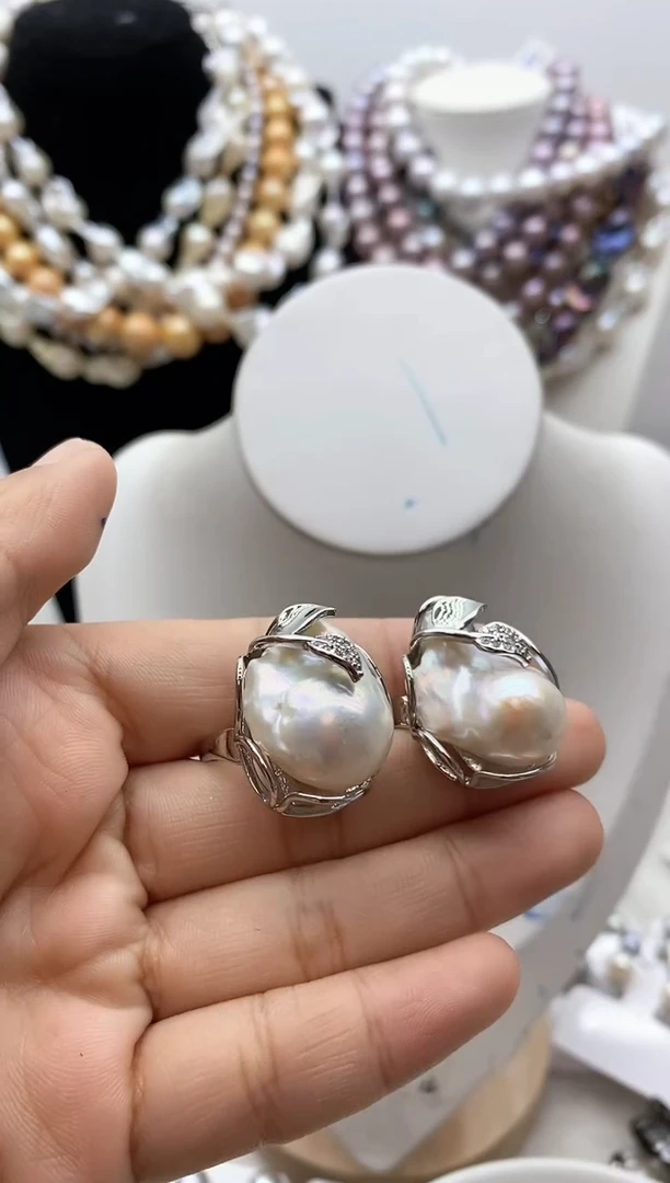 【闪购商品】淡水珍珠颈饰钛钢37