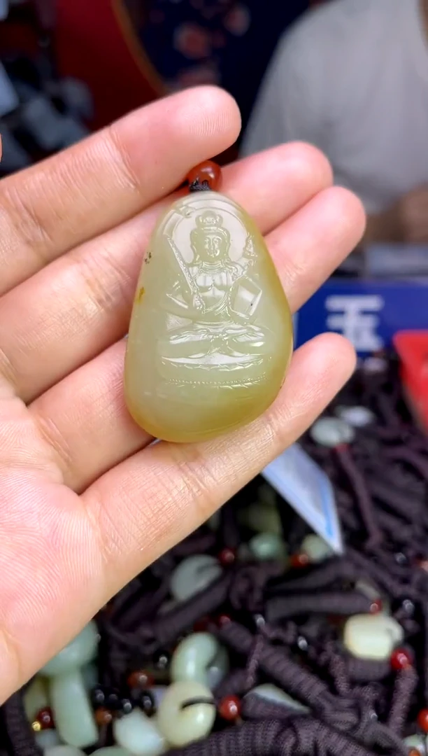 未镶嵌和田玉挂件1