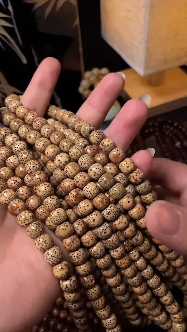 吊坠星月菩提陈籽星月8*7桶珠长串