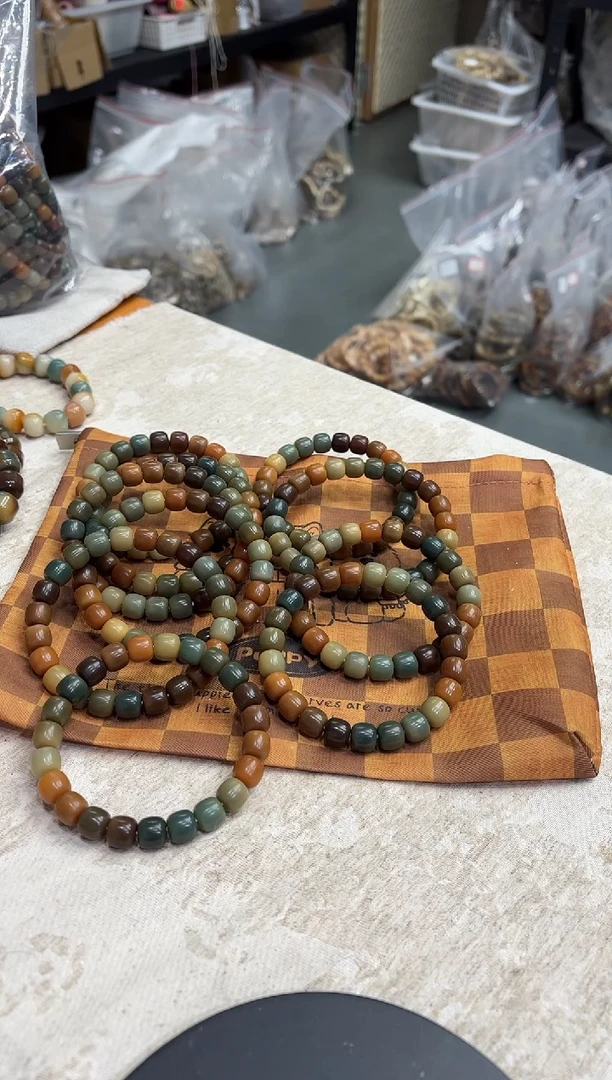 菩提根/象牙果手串11猪油膏（720）