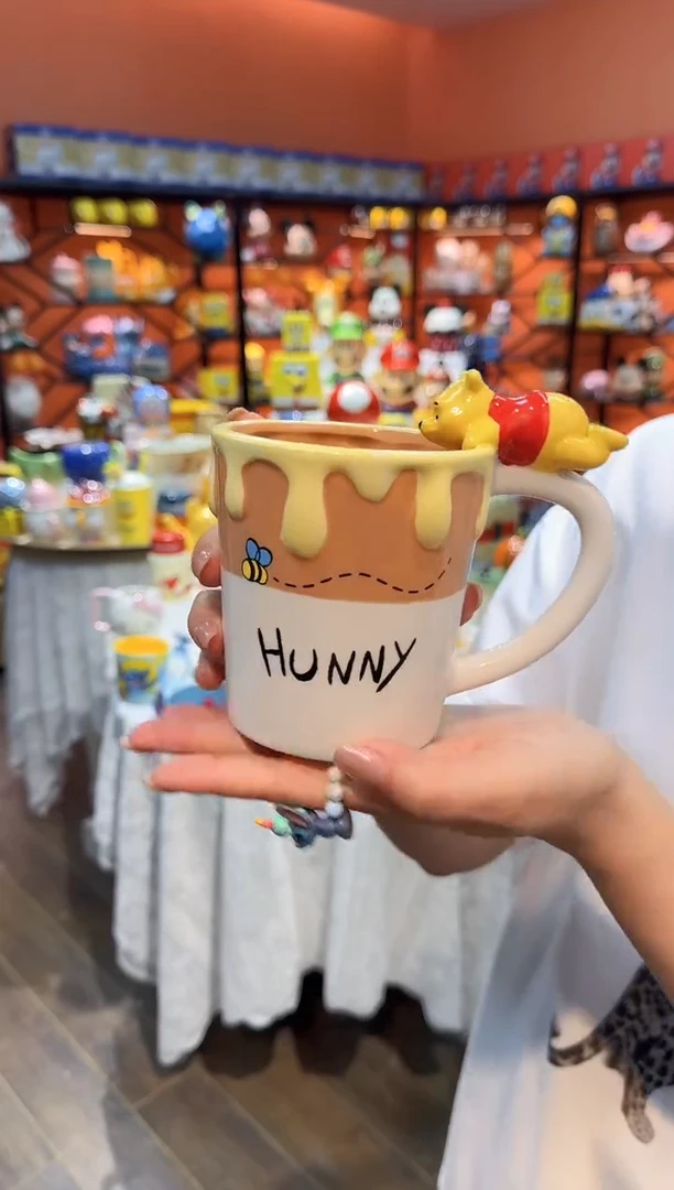瓷片@@维尼熊蜂蜜陶瓷马克杯