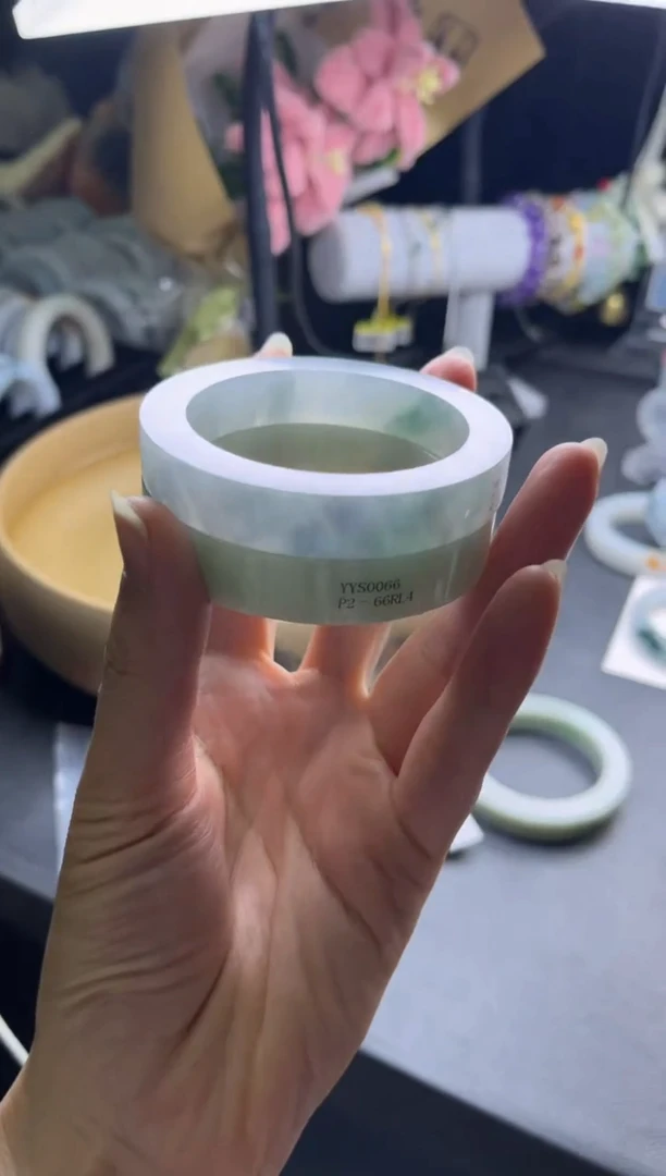 未镶嵌手镯定制翡翠翡翠手镯单样发一件