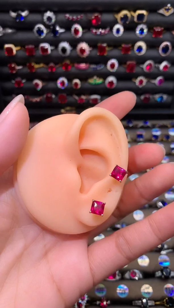 【闪购商品】蓝宝石耳饰银S925镶嵌6玫瑰金