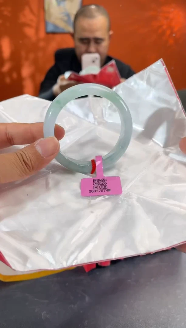 未镶嵌手镯翡翠54
