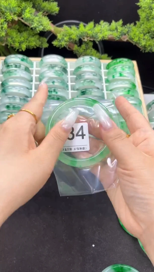 石英岩玉手镯未镶嵌C34