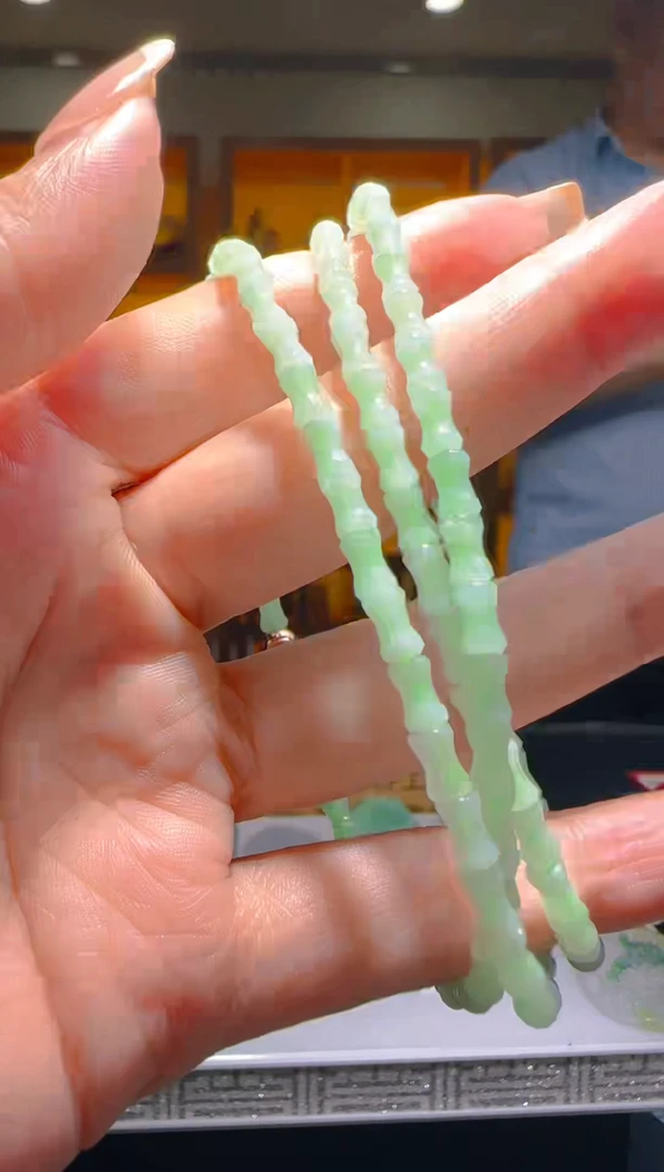 未镶嵌定制翡翠R-@@QJYY122464多样性发其一