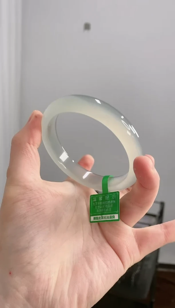 【闪购商品】玛瑙/玉髓手镯未镶嵌63圈