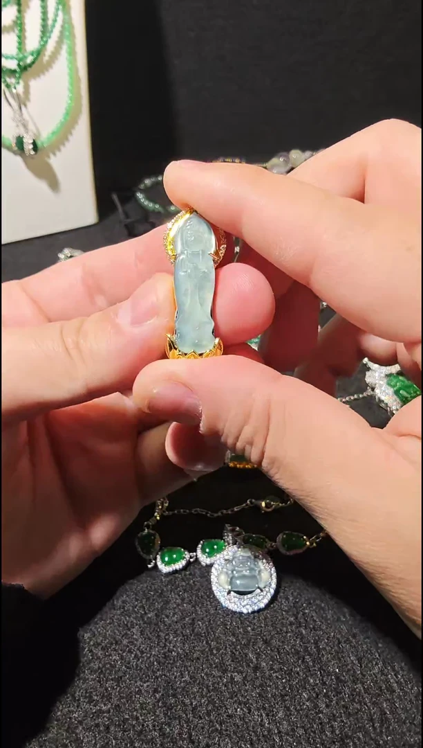 吊坠(不含链)银S925镶嵌翡翠观音白冰翡翠吊坠