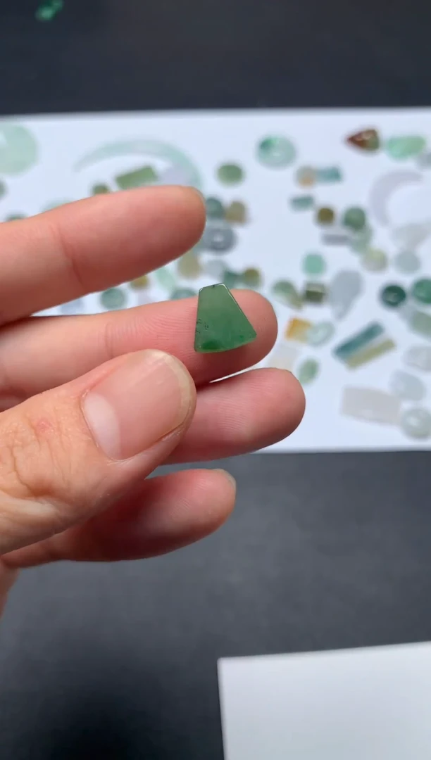 散珠翡翠天然翡翠V0081