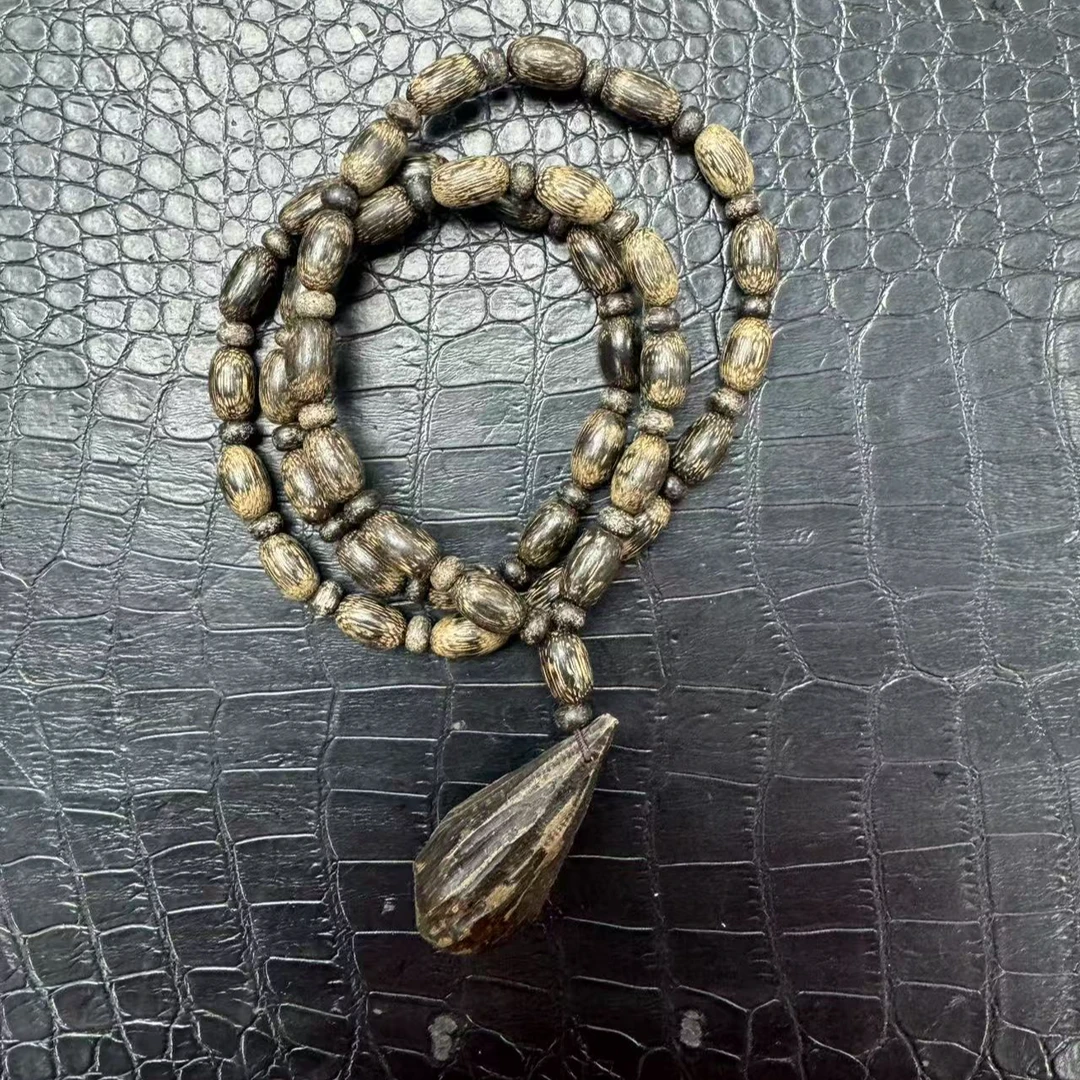 B455海南乌身圆叶文玩吊坠