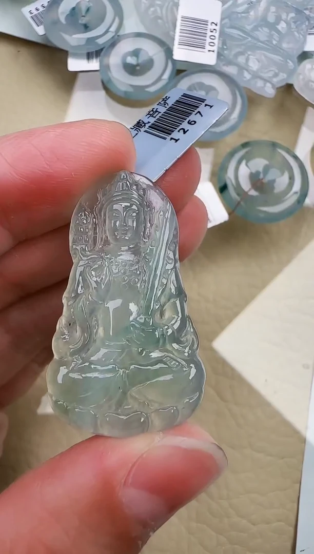 翡翠未镶嵌颈饰缅甸翡翠a货