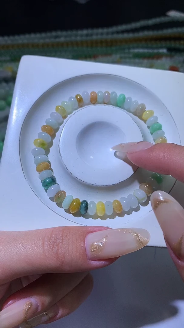 颈饰未镶嵌翡翠ZX018881