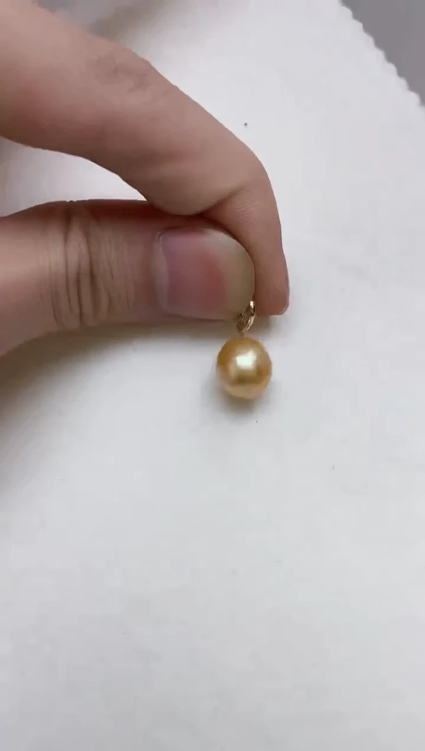 18K金镶嵌颈饰海水珍珠