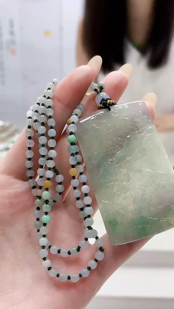 未镶嵌定制翡翠4957lr-毛货挂件赠珠链299