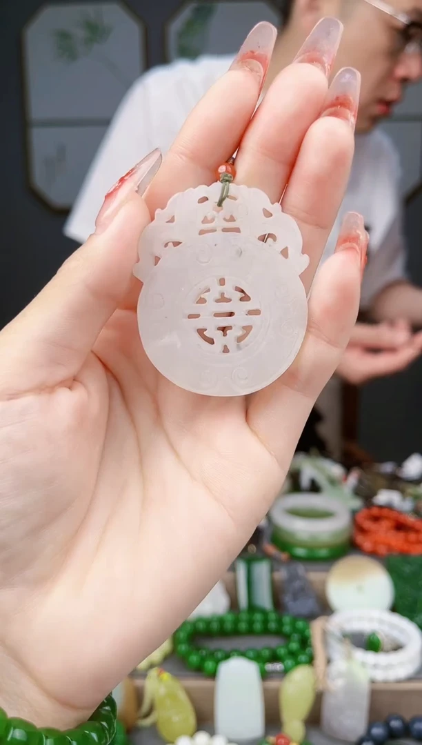 和田玉未镶嵌颈饰多样性发货  拍一单发一个