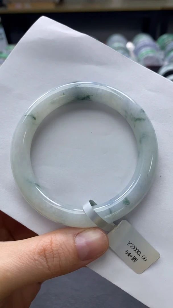 未镶嵌手镯翡翠//20255014   54圆条  54.8*9.9*9.9