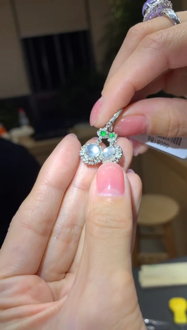 18K金镶嵌翡翠耳饰|不退不换