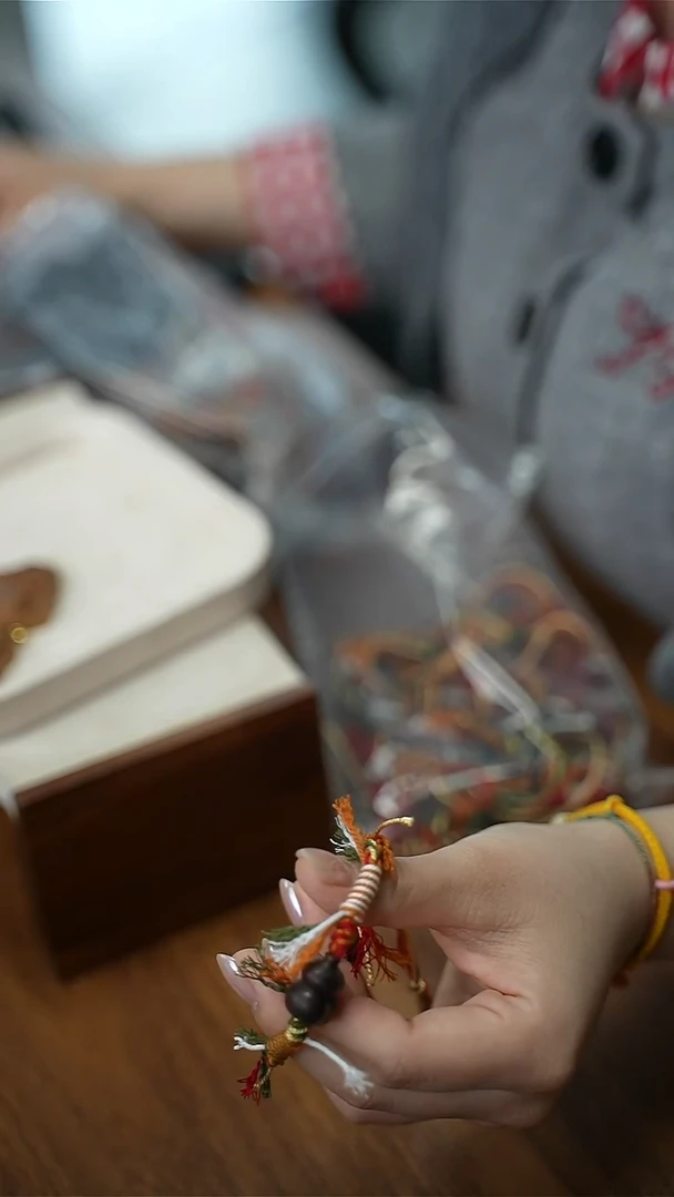 ABS弥勒佛老山檀香挂件