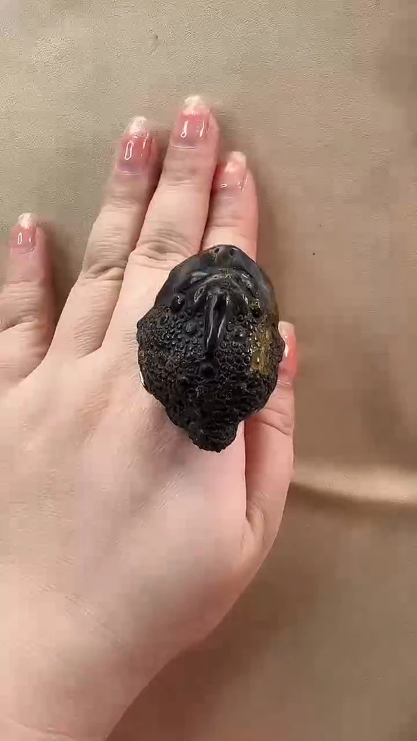 琥珀未镶嵌戒指戒指