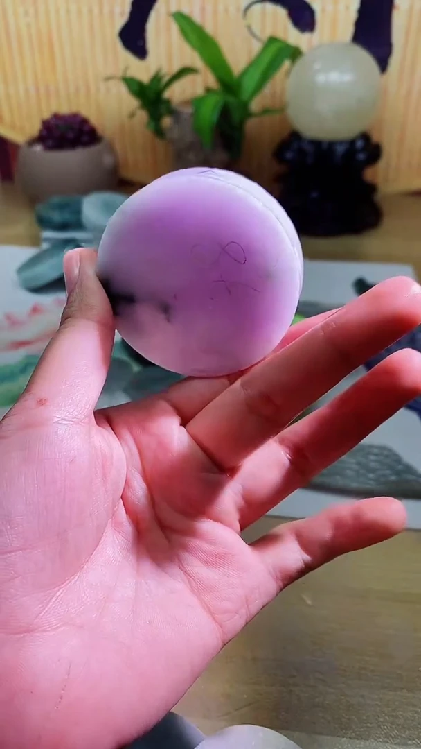 翡翠未镶嵌颈饰差****）翡翠942