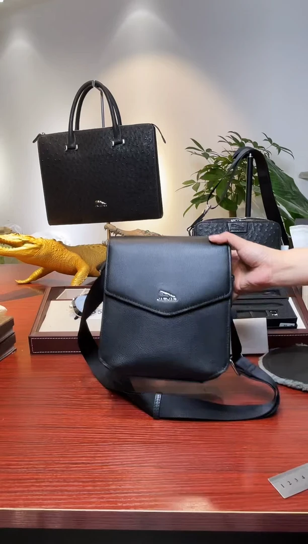 牛皮（革）韩爵绅士包包皮具656