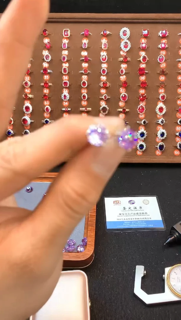 耳钉锂辉石银S925镶嵌......